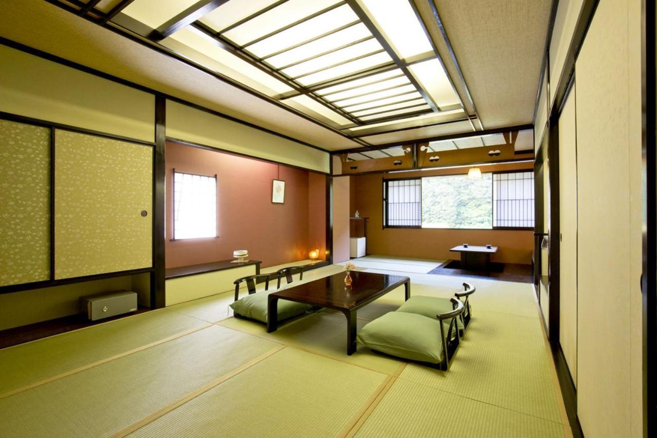 Takamiya Ryokan Beni Tozawa Esterno foto